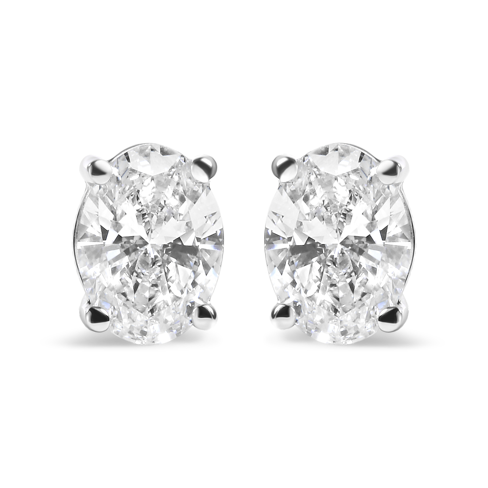 14K White Gold 3/4 Cttw Oval Shape Lab Grown